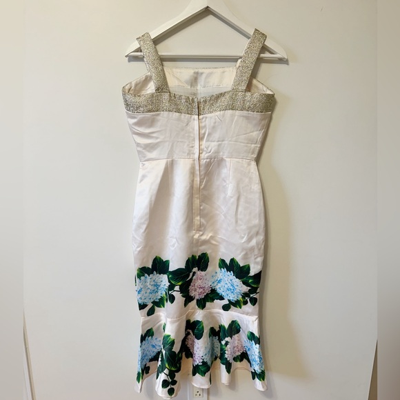 L’Atiste women Floral Embellished Midi Dress with sequin details small - Picture 2 of 8